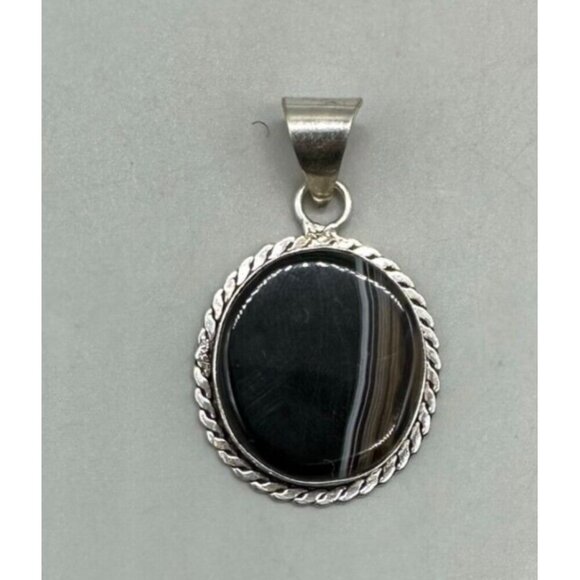 Black Agate Striped Pendant 925 Sterling Silver Oval Twisted Rope Frame 1.5" - Picture 3 of 11